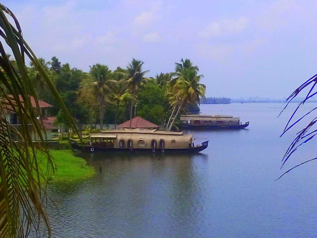 Marari Nest Beach Homestay Mararikulam Exterior photo